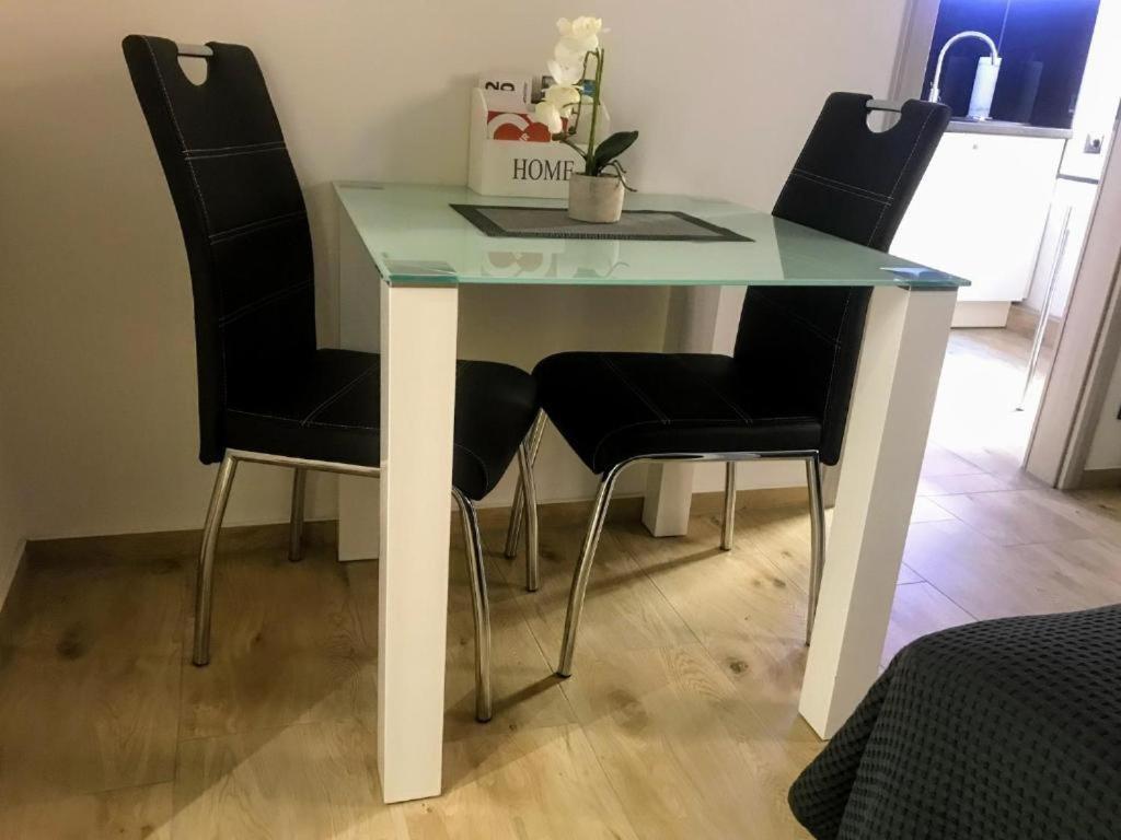 Salzhausblick Business Apartments - Zentrale Lage Am Salzhaus - Mwst-Rechnung Verfuegbar Żytawa Zewnętrze zdjęcie